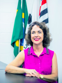 Diretora da faculdade de enfermagem da unicamp - Profa. Dra. MAria Helena Baena de Moraes Lopes